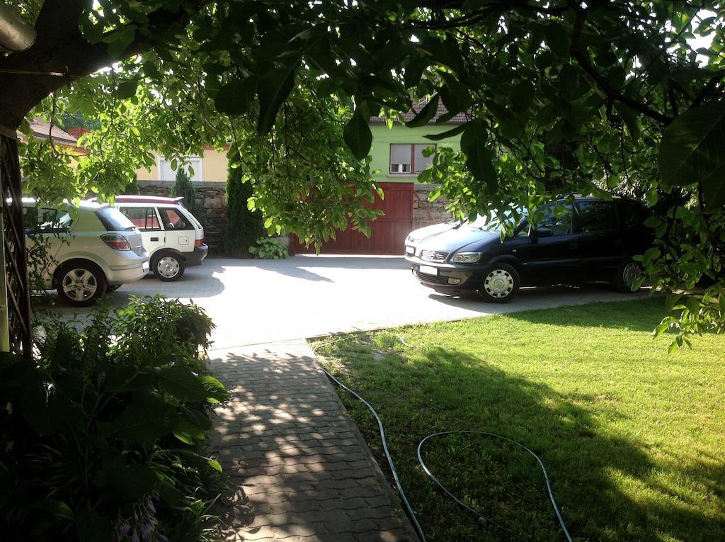 Majnár Villa Apartmanház Bogács Exterior foto